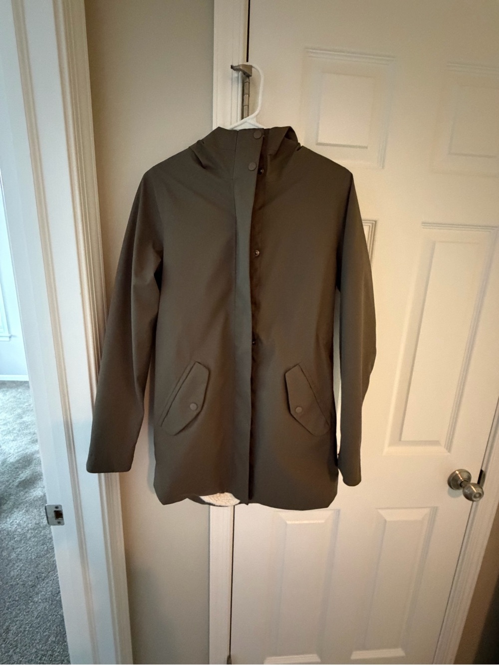 Athleta Women's Olive Hooded Raincoat